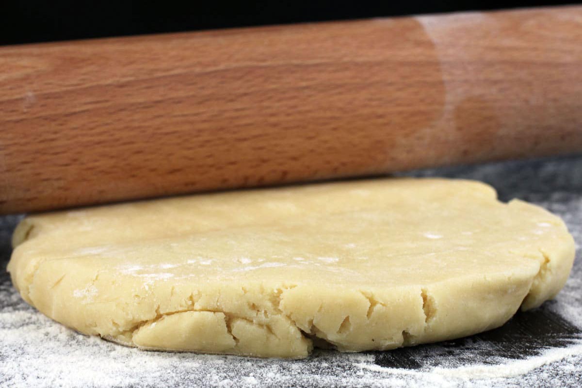 Read more about the article Pourquoi mettre un jaune d’oeuf dans la pâte brisée